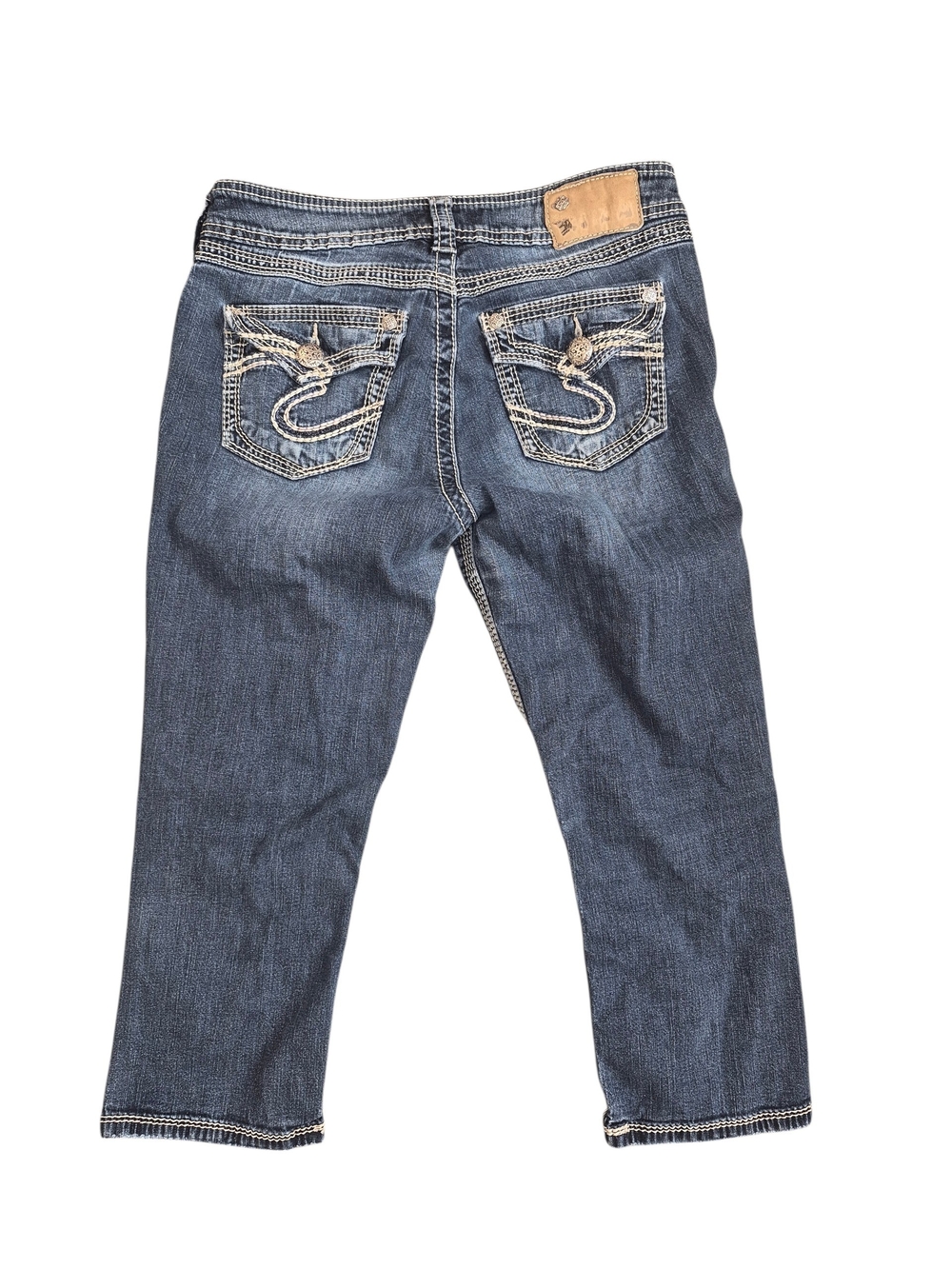 Silver Jeans Blue Capri Embroidered Back Pocket Jeans